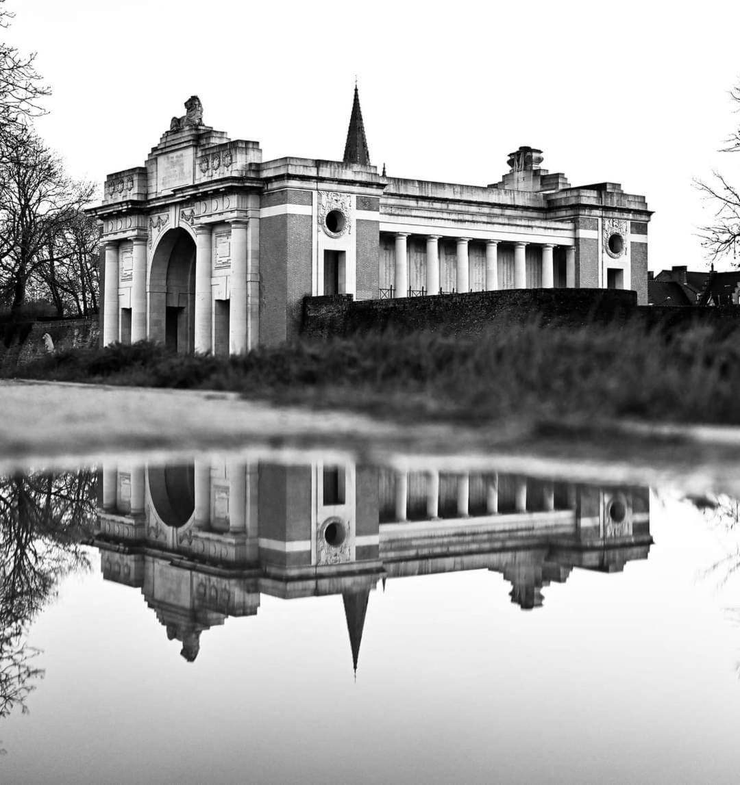Apartamento The Carmelite Ypres Exterior foto